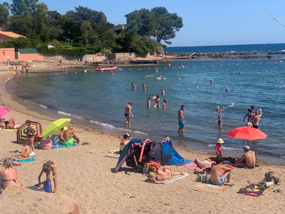 T2 Boulouris -St Raphael, 150 Metres De La Mer Saint-Raphael  Luaran gambar