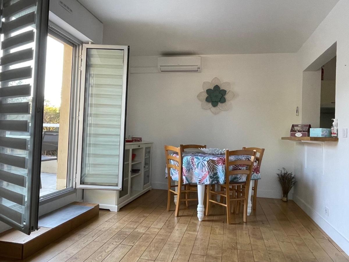 T2 Boulouris -St Raphael, 150 Metres De La Mer Saint-Raphael  Luaran gambar